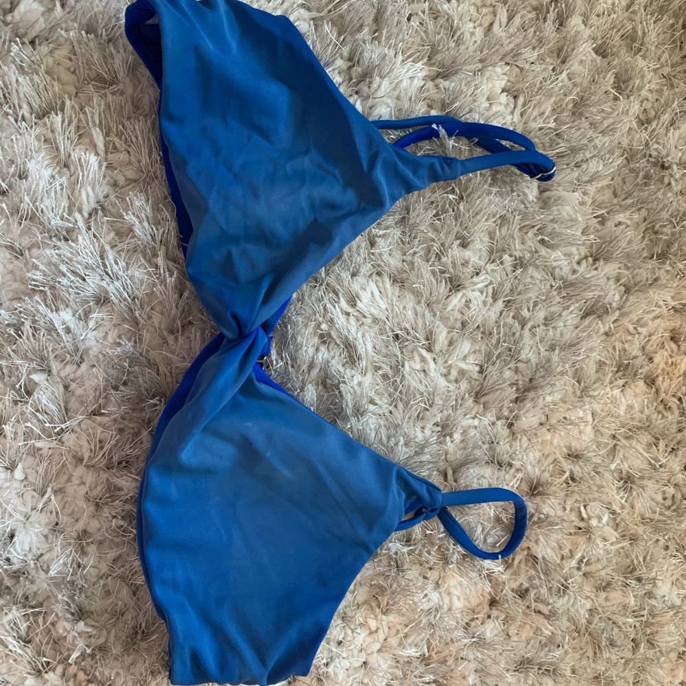 ZAFUL twist front bikini top